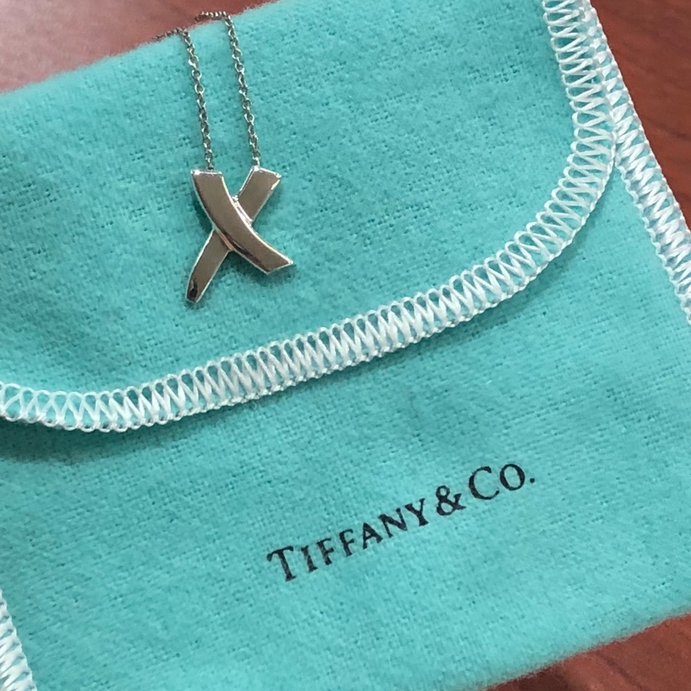 Tiffany & Co.Paloma's Picasso’s Graffiti X Pendant - Picture 3 of 5
